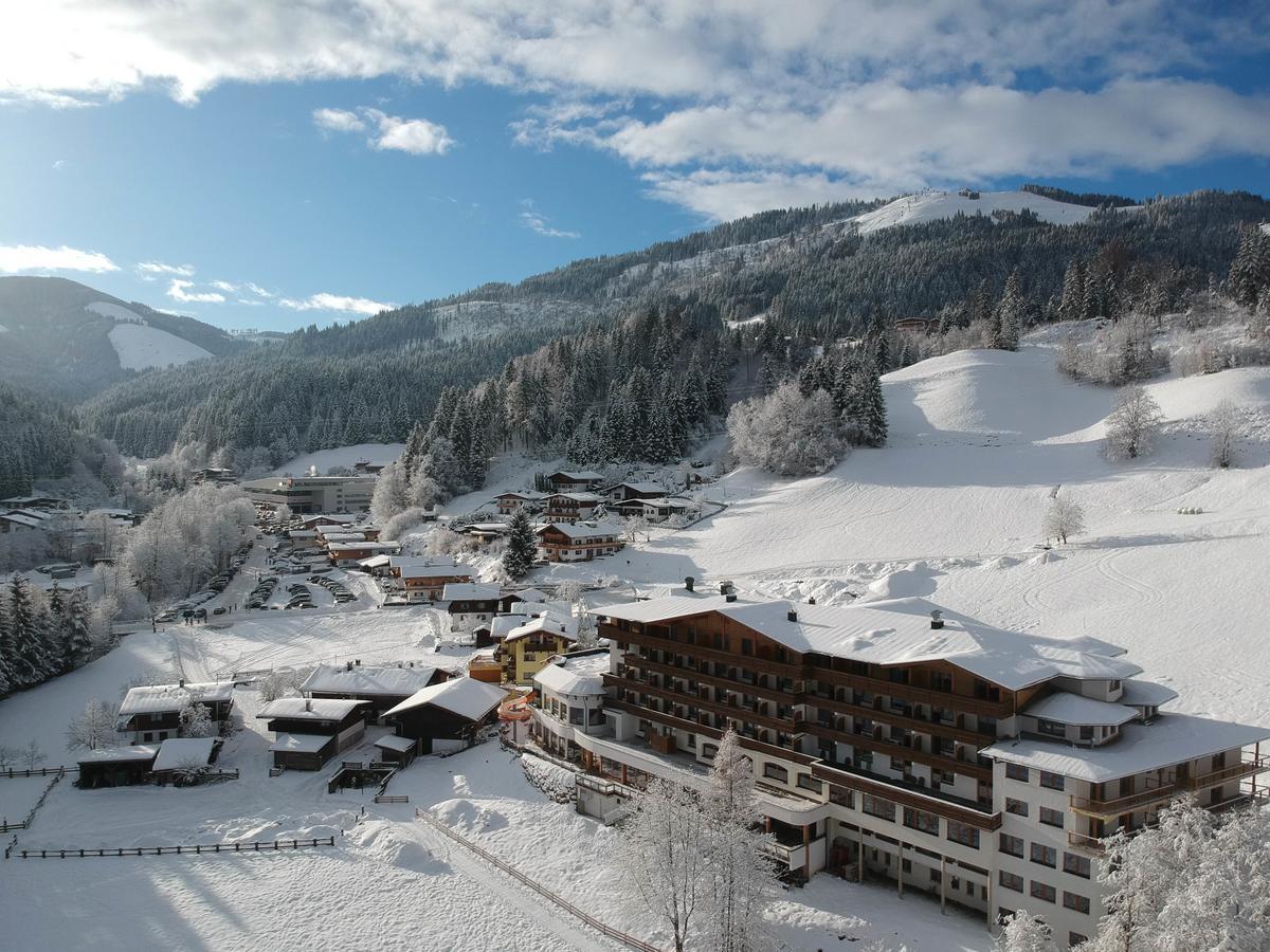 Familienhotel Christoph Елльмау Екстер'єр фото