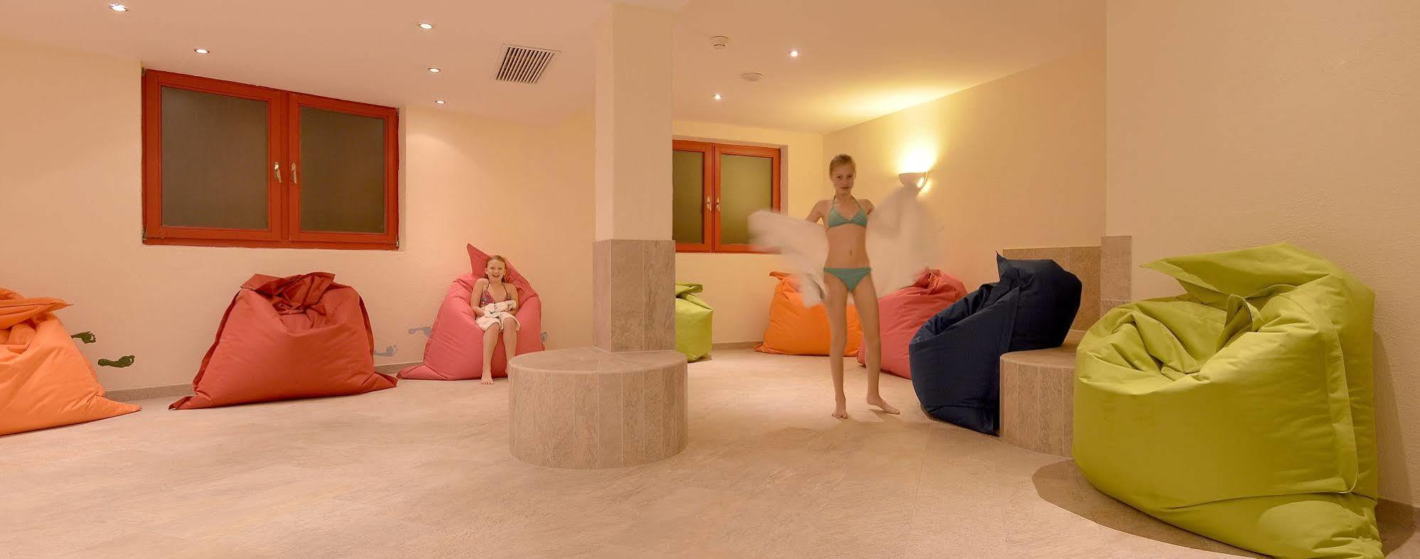Familienhotel Christoph Елльмау Екстер'єр фото